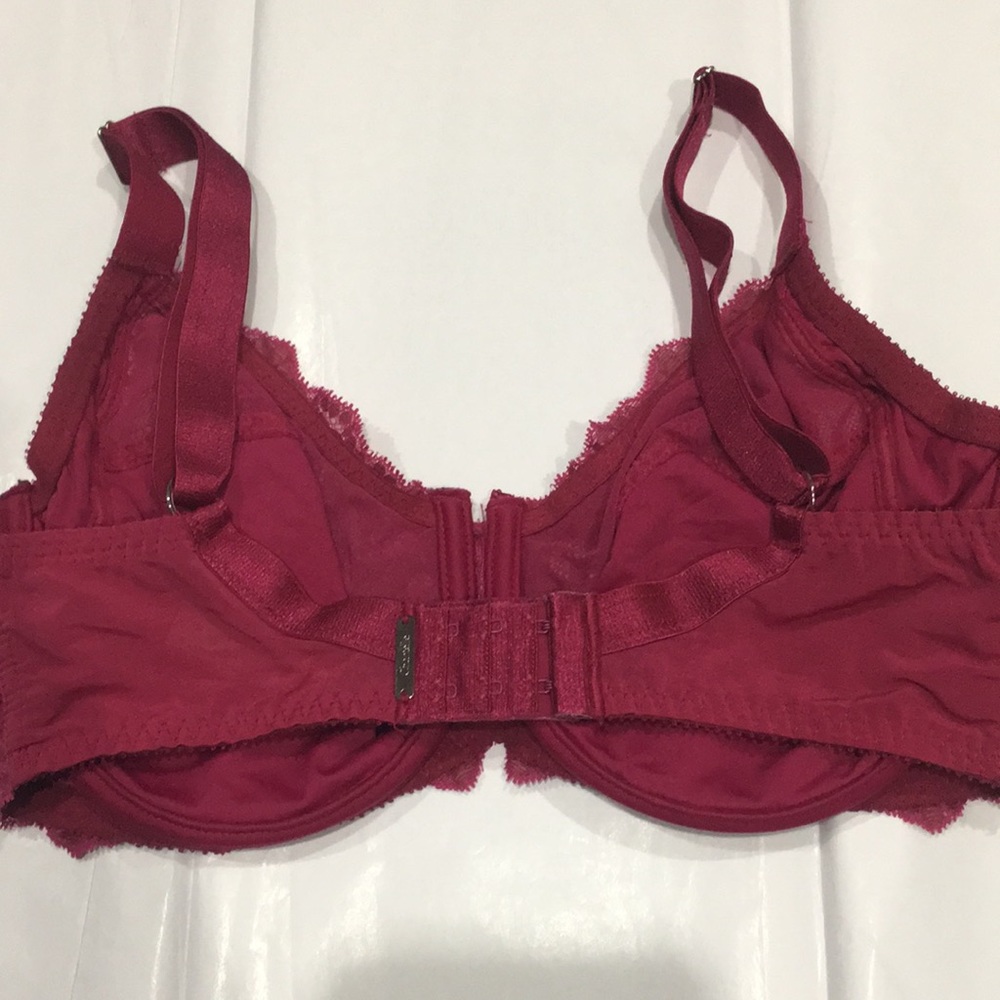 Chantelle underwire unlined bra 32F - Picture 4 of 8